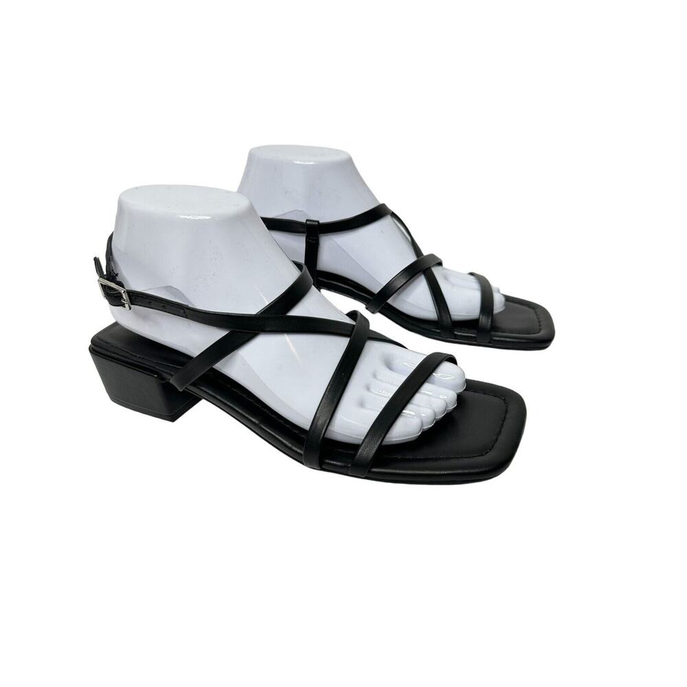 NEW Steve Madden Womens Appealing Sandal 9M Strappy Vegan Leather Block Heel - Picture 1 of 9